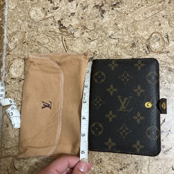 Vintage Louis Vuitton Travel Notebook - Picture 4 of 6